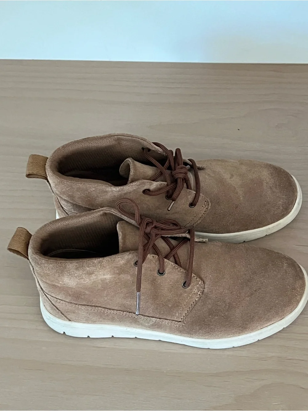 UGG Kids Brown Suede Lace-Up Casual Boots with White Sole